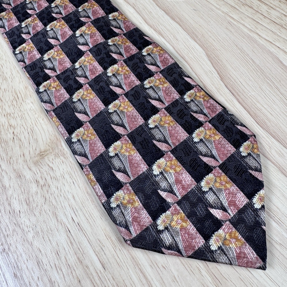 Ermenegildo Zegna Tie Black Pink 100% Silk Daisy Floral Goemetric Pattern Italy